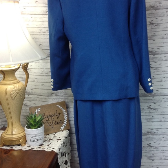 Norgail LTD New York dress suit. Size 14 - Picture 4 of 6